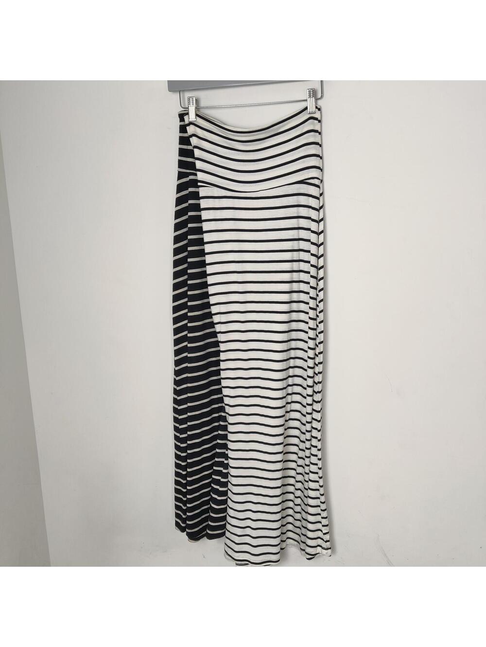 Promesa USA Black White Striped Maxi Skirt Rayon Blend